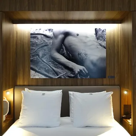 Jules & Jim Hotel 4*
