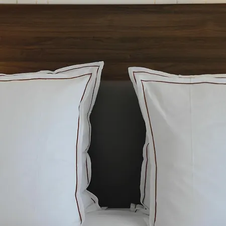 Jules & Jim Hotel