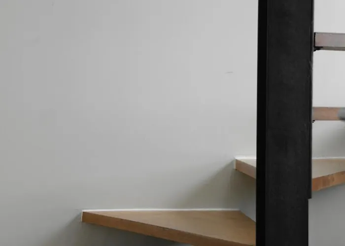 쥴 앤드 짐 호텔 4*