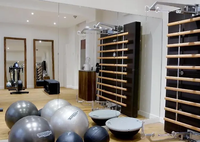 Jules & Jim Szálloda